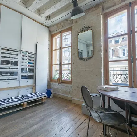 Appartamento Beautiful Studio 100m From The Louvre Museum