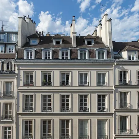Beautiful Studio 100m From The Louvre Museum Parigi